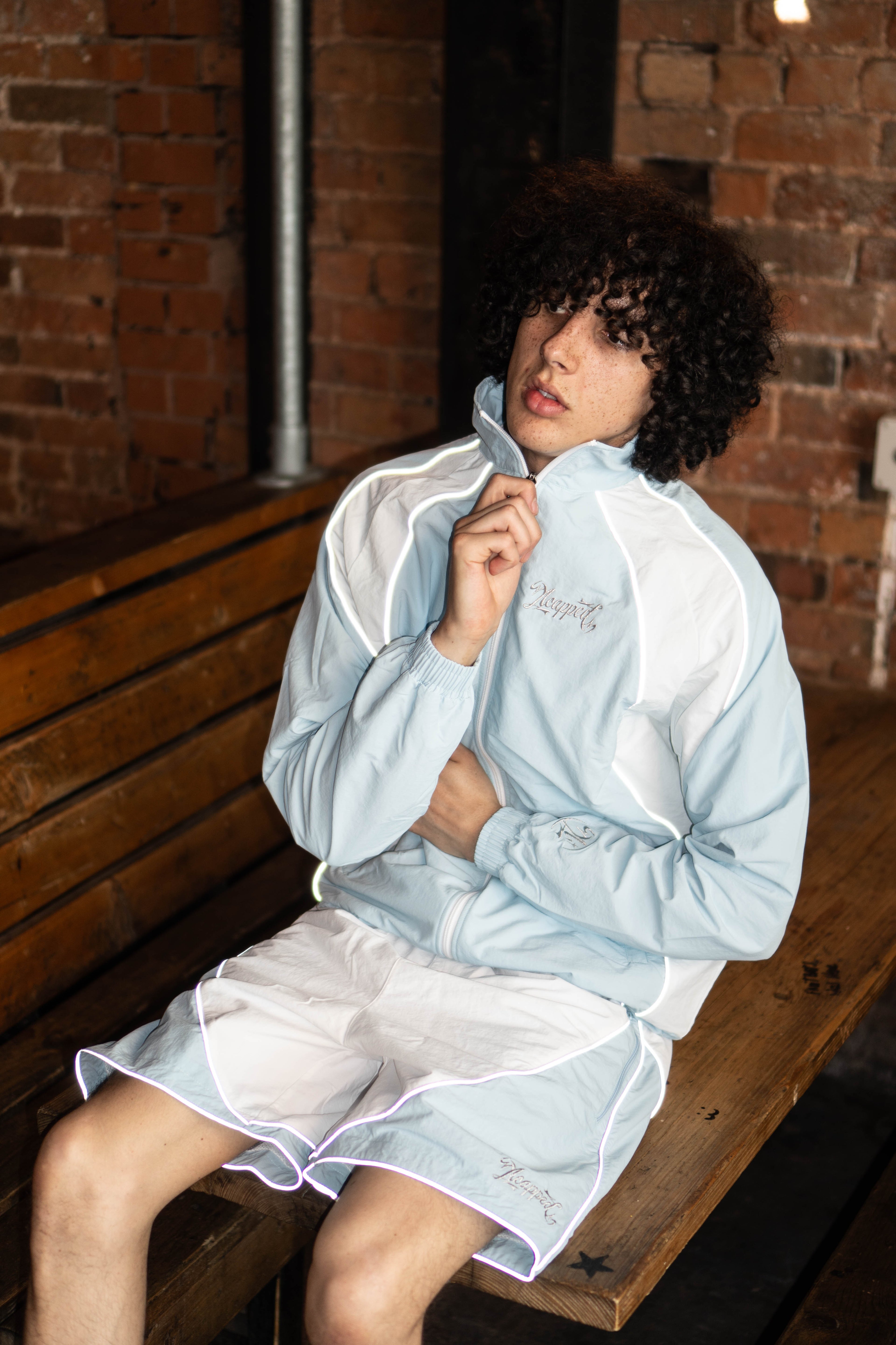 BLUE DREAM SHINE SHELL SHORTS